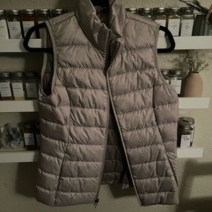 Eddie Bauer vest